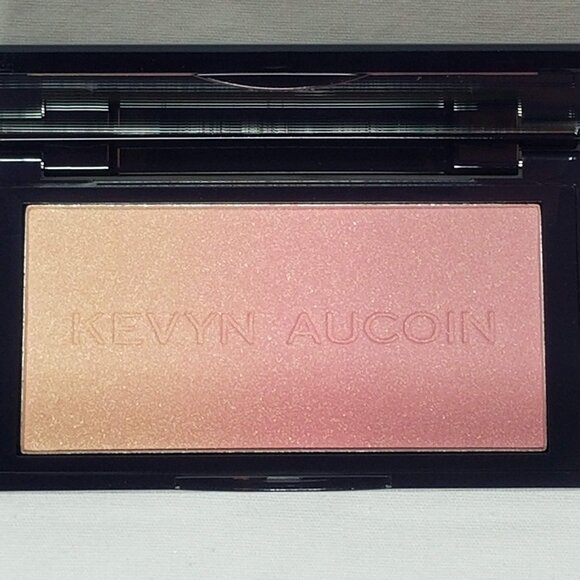 Kevyn Aucoin - The Neo-Blush in Rose Cliff - Picture 7 of 10